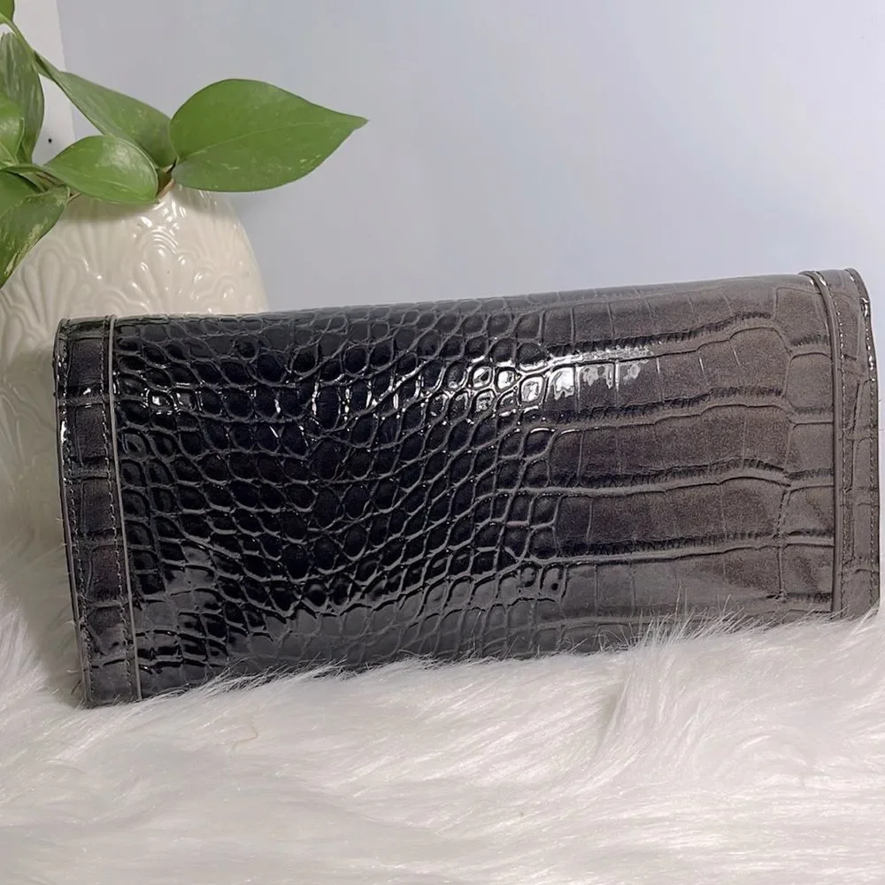 Squared by Sondra Roberts clutch bag.